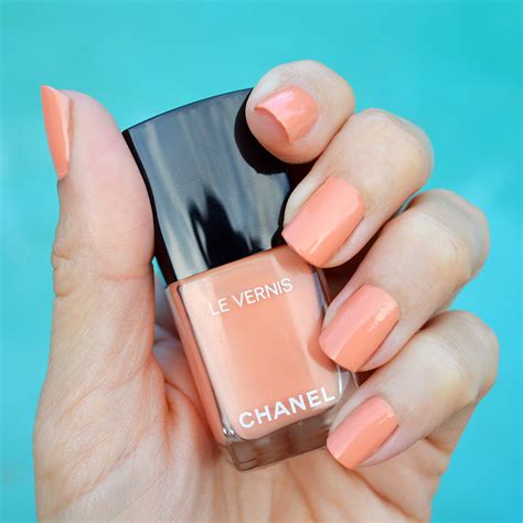 chanel nagellack 2018|chanel feno nail color.